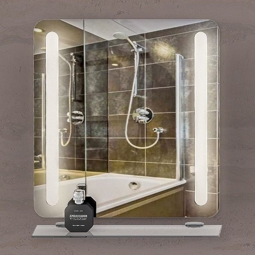 Елегантно огледало за баня Парма